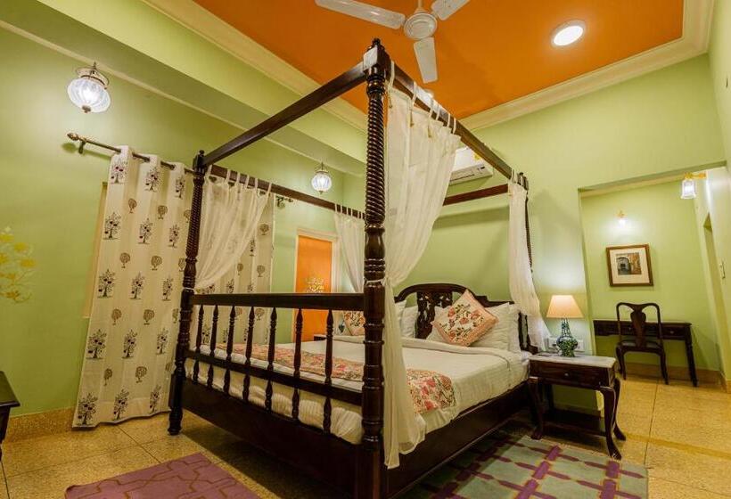 هتل Sheel Mahal  Near Hawa Mahal