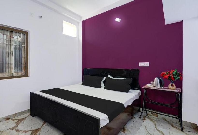 酒店 Spot On Abhiraj Hotal & Guests House