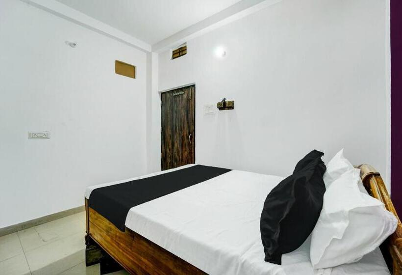 酒店 Spot On Abhiraj Hotal & Guests House