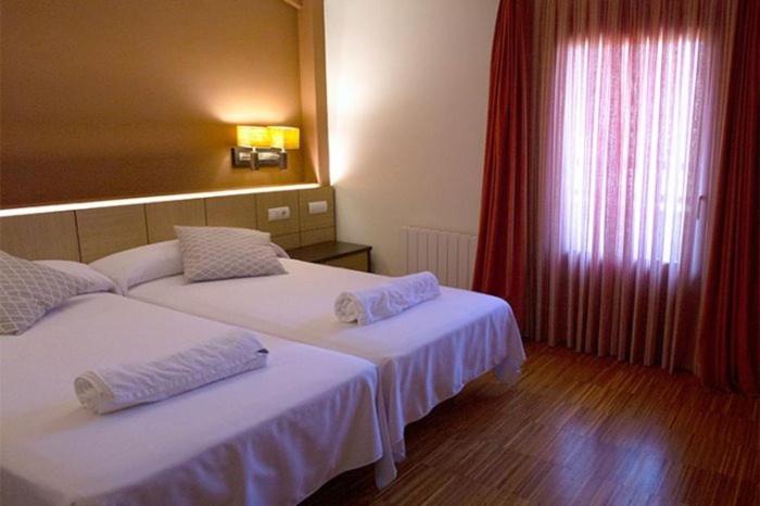 فندق Valle De Turtzioz