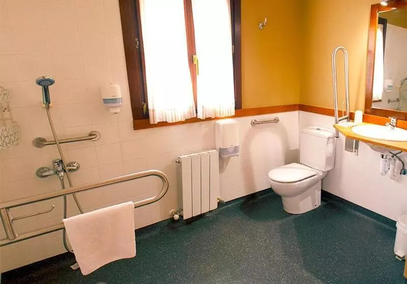 ホテル Valle De Turtzioz