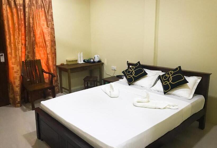 بنسيون Kings Villa