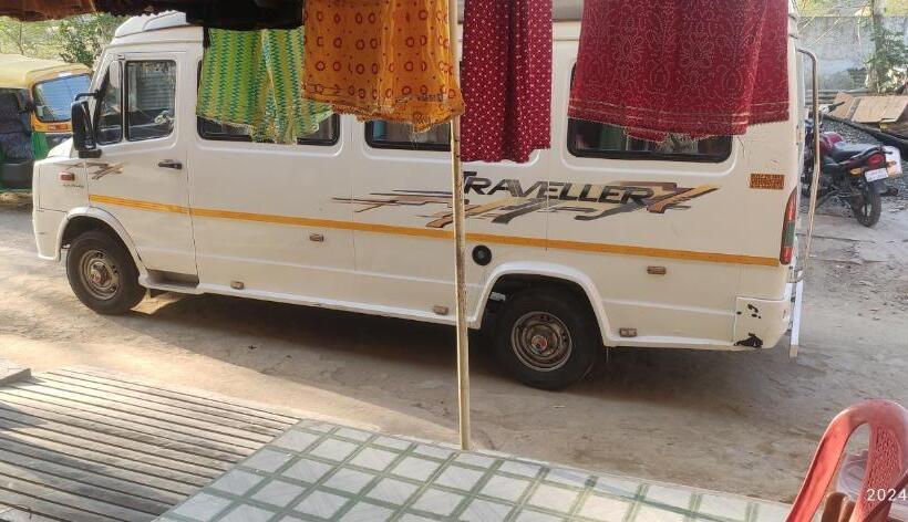 Пансион Kuber Bhandari Guest House And Hotel, Sehore