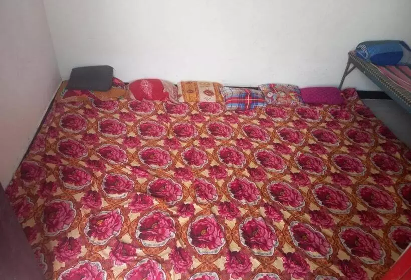 ペンション Kuber Bhandari Guest House And Hotel, Sehore