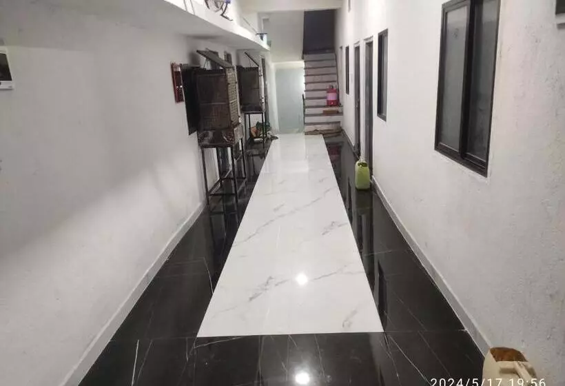 ペンション Kuber Bhandari Guest House And Hotel, Sehore