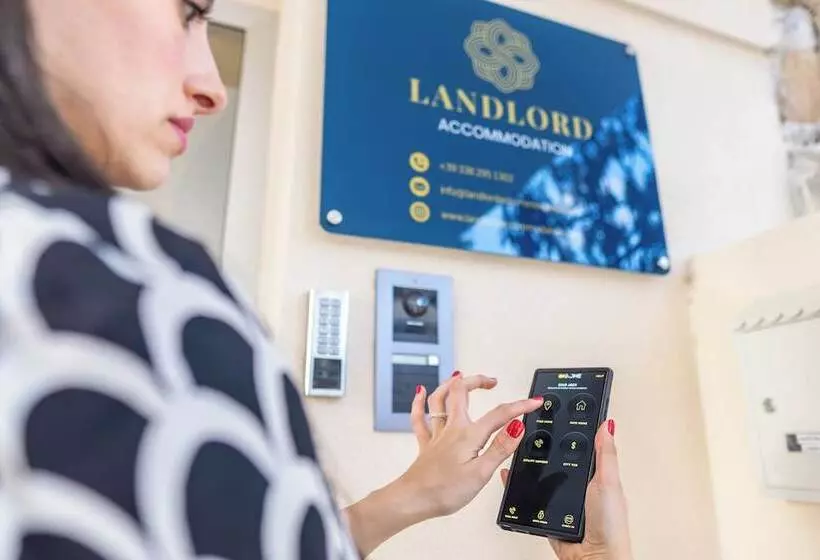 ペンション Landlord