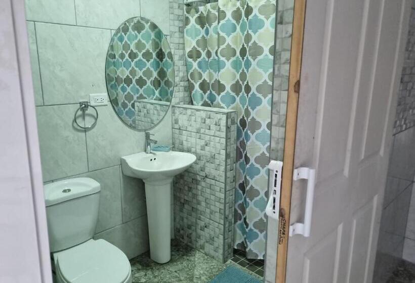 پانسیون Villa Helena