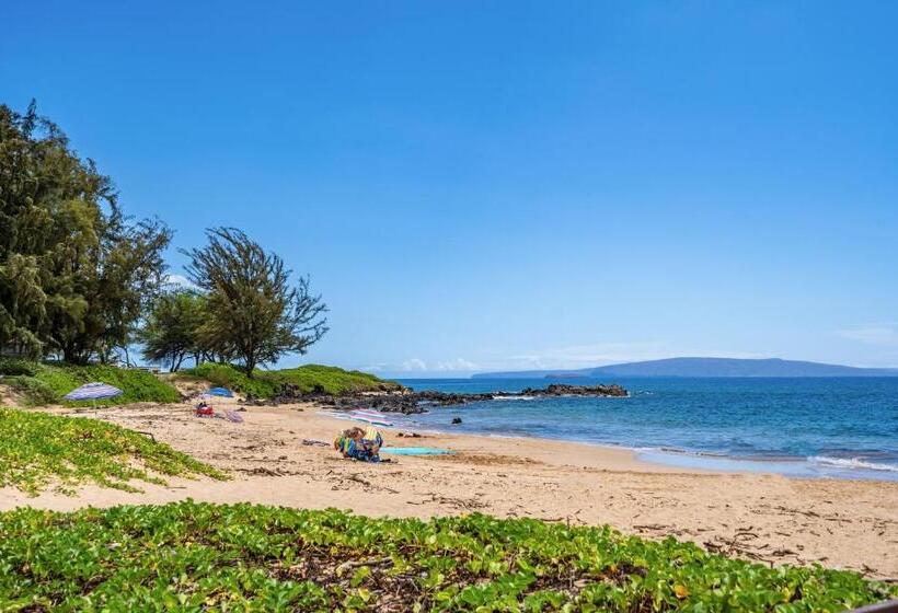 Central Kihei Gem! 3 Min Walk To The Beach & Shops