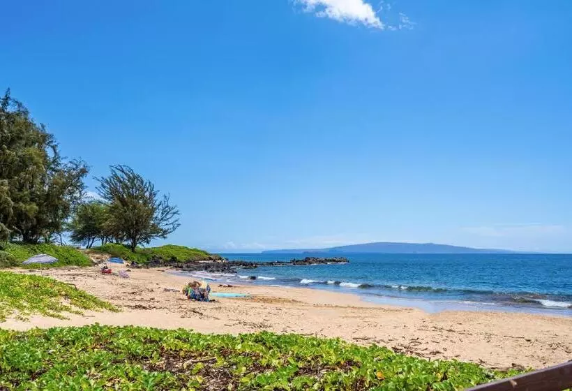 Central Kihei Gem! 3 Min Walk To The Beach & Shops