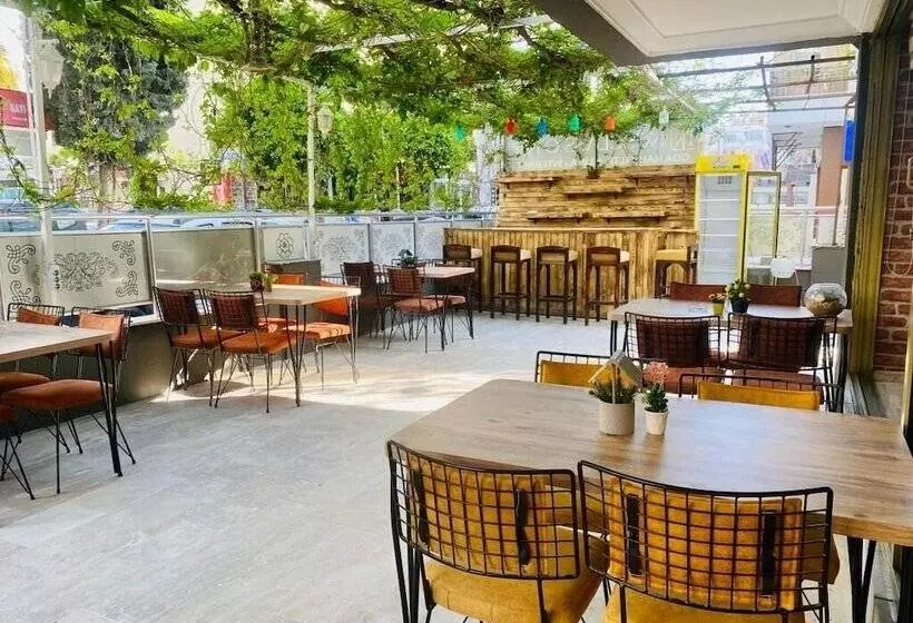 ベッドアンドブレックファースト Nesclass Otel