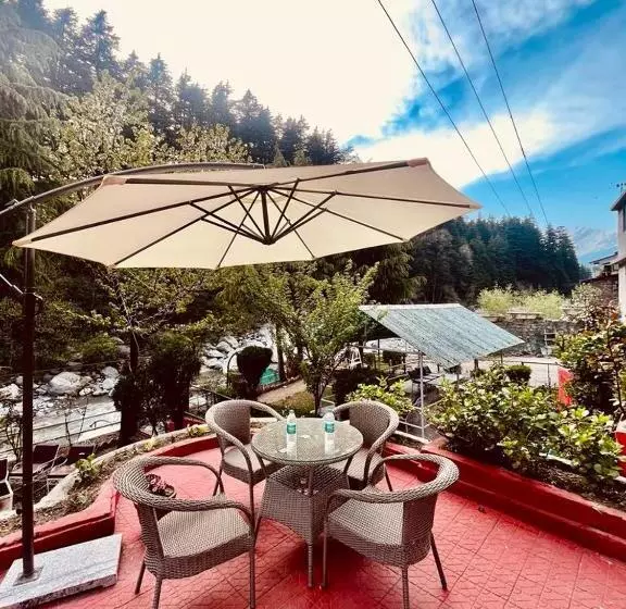 Hotelli Nadi Kinare , Mall Road Manali A Riverside Resort