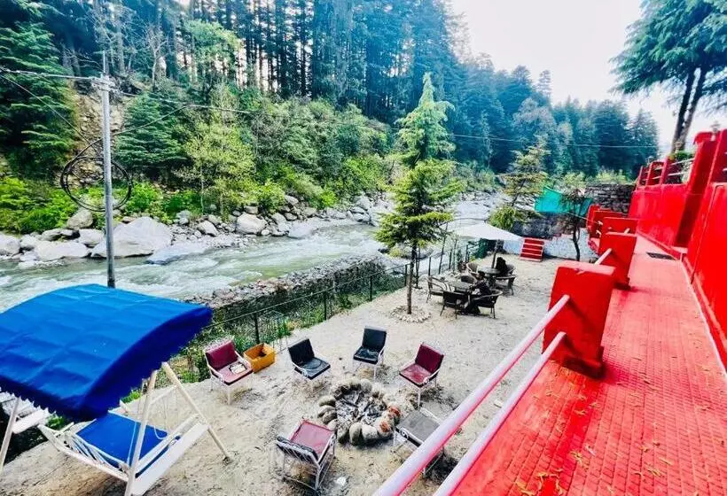 Hotelli Nadi Kinare , Mall Road Manali A Riverside Resort