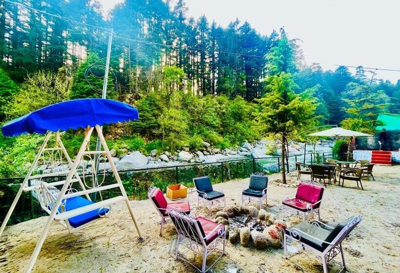 ホテル Nadi Kinare , Mall Road Manali   A Riverside Resort