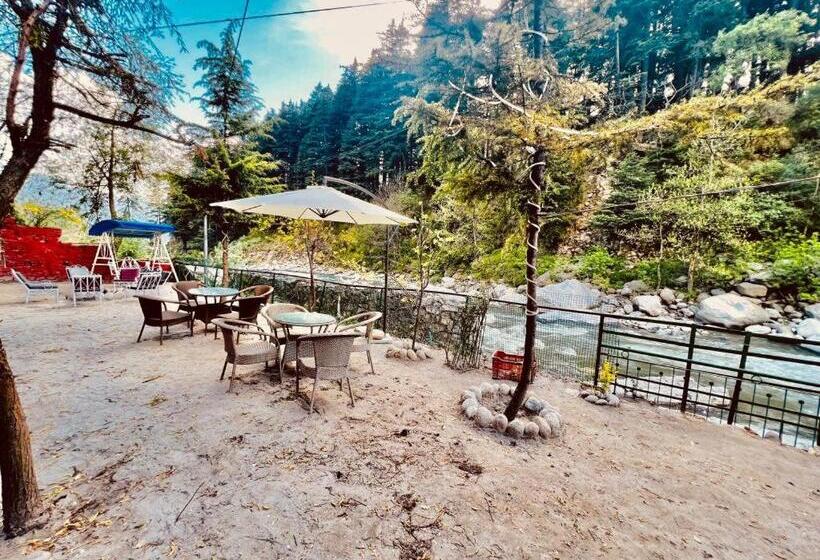 ホテル Nadi Kinare , Mall Road Manali   A Riverside Resort