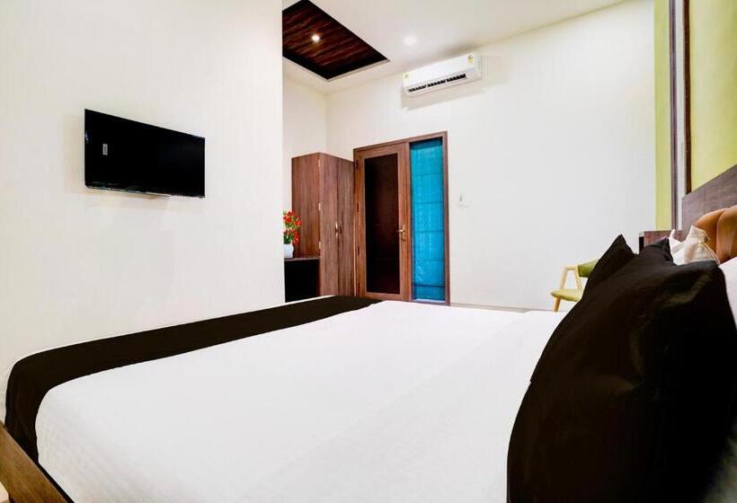 ホテル Collection O Kalyan West Formerly Sai Nandan