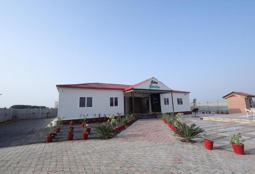 בית מלון כפרי Eden Garden