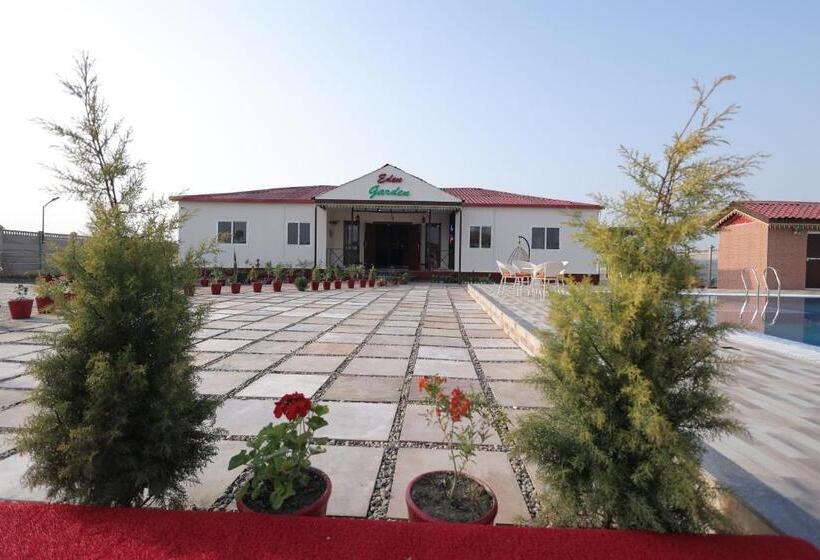 בית מלון כפרי Eden Garden