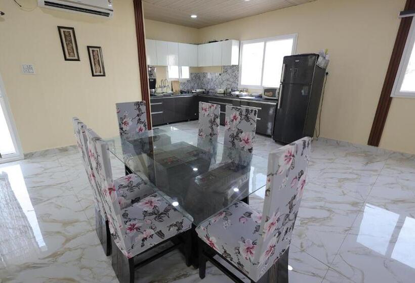 בית מלון כפרי Eden Garden