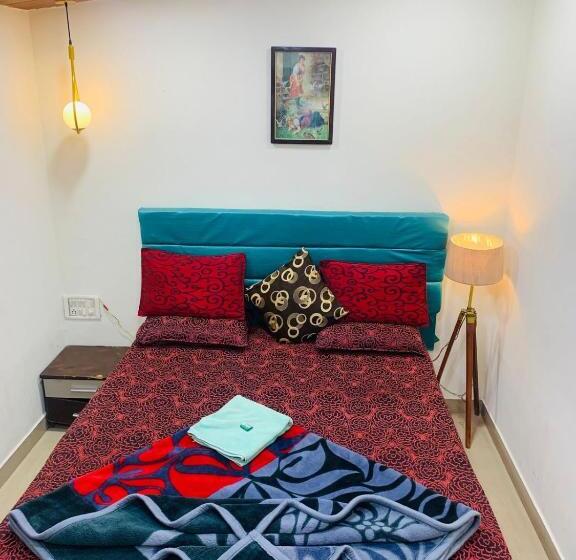 فندق Om Niwas Cottage