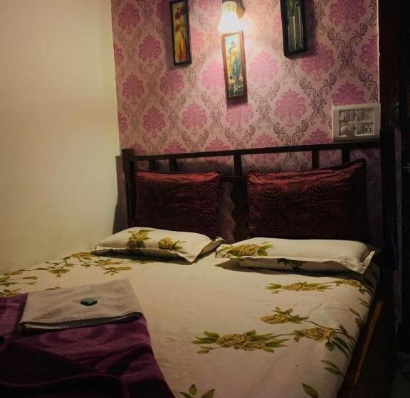 فندق Om Niwas Cottage