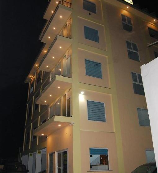 בית מלון כפרי Shiwalik Enclave