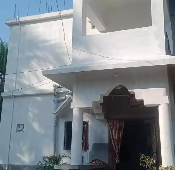 Majatalo Shruti Guest House