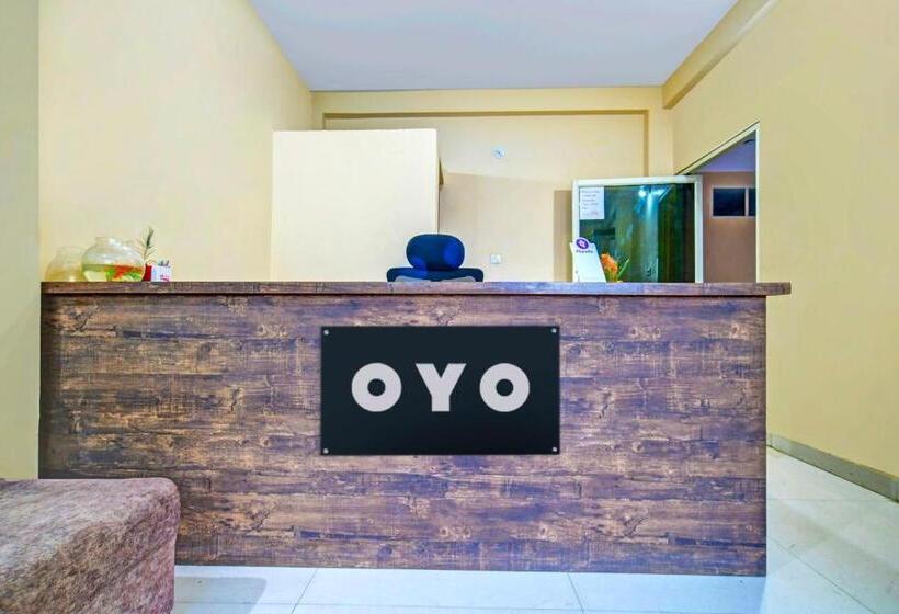 Spot On Hotel Park Bench Palace