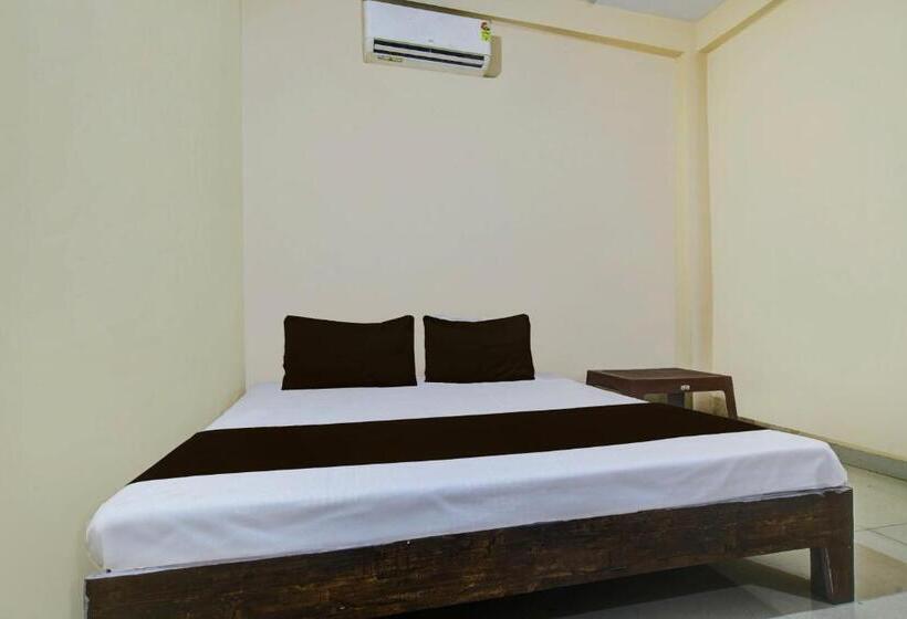 Spot On Hotel Park Bench Palace