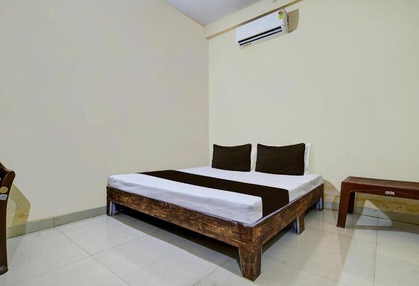 Spot On Hotel Park Bench Palace