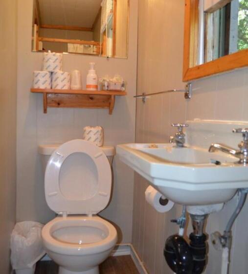 Szálloda Bruce Anchor Villa & Cabins