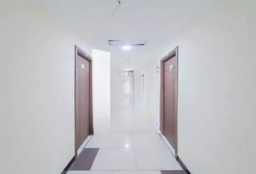 Hotelli Oyo 93761 Kemang View By Room 88