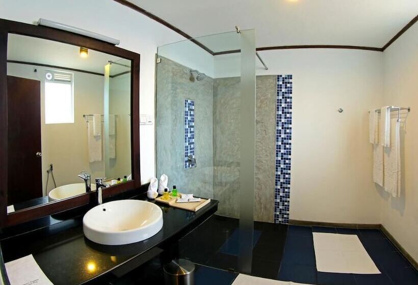 فندق Rathna Beach Wadduwa