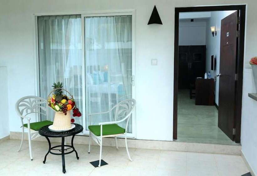 فندق Rathna Beach Wadduwa