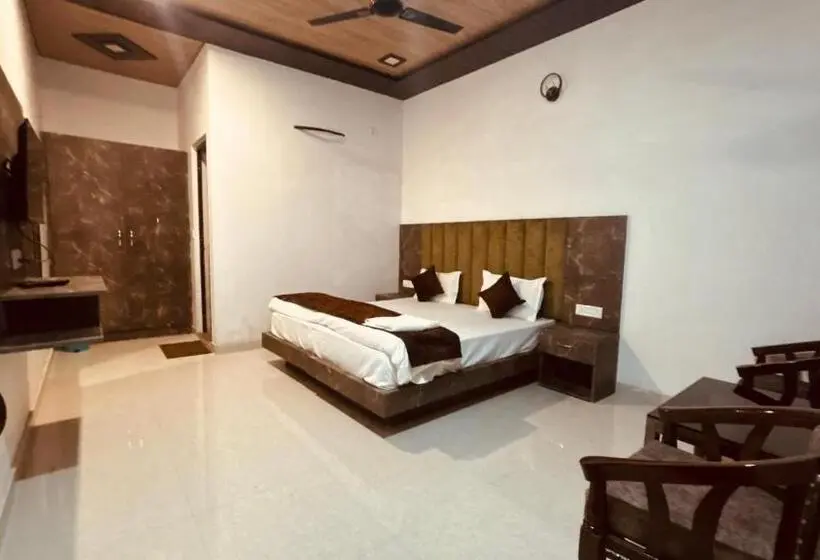 ペンション Rajaji Retreat