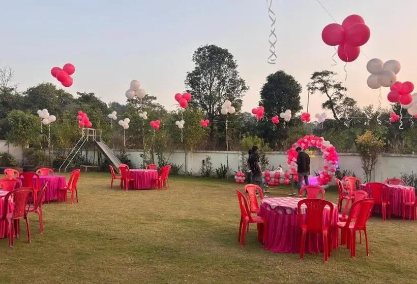ペンション Rajaji Retreat