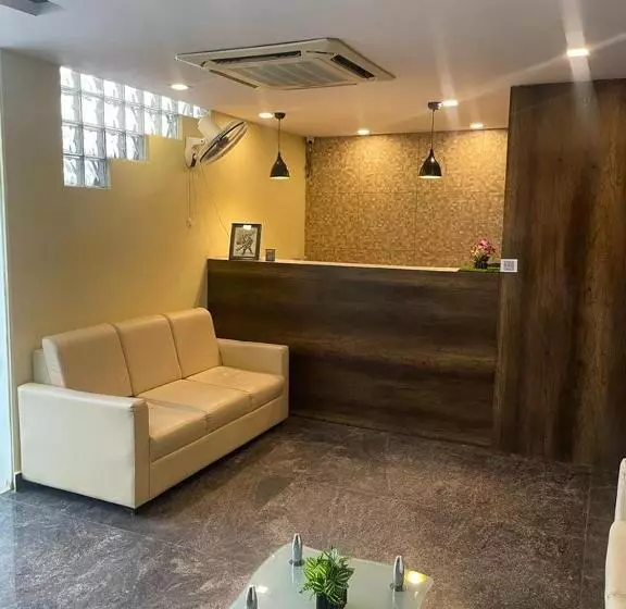 تختخواب و صبحانه Treebo Cranberry Delight