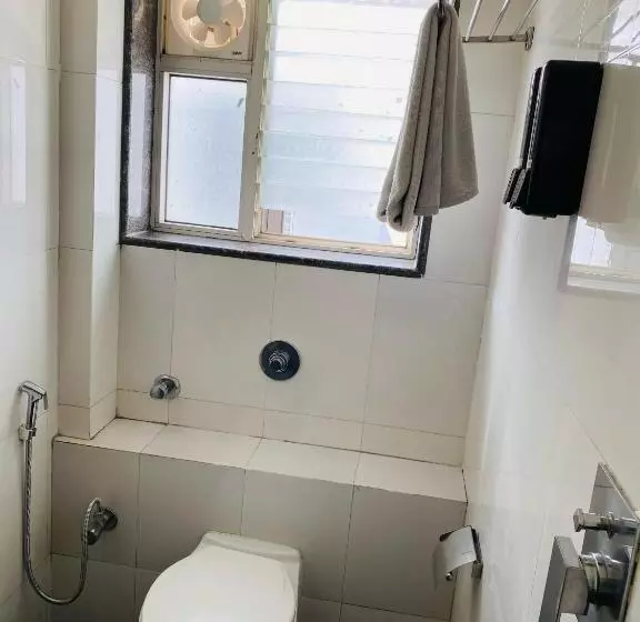 تختخواب و صبحانه Treebo Cranberry Delight