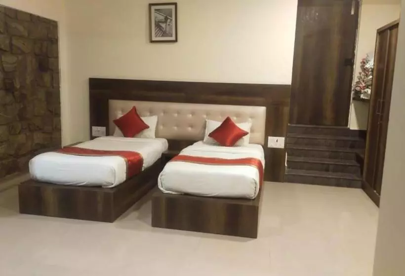 تختخواب و صبحانه Treebo Cranberry Delight