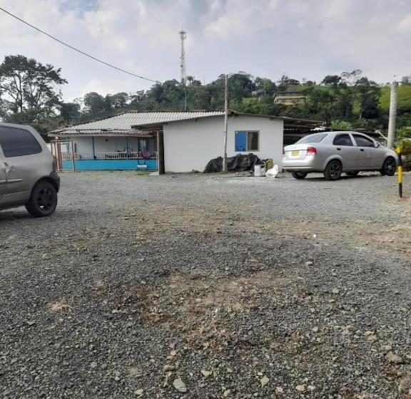 Отель Finca Turística Alto Bonito Filandia