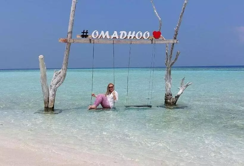 هتل Turtle Maldives