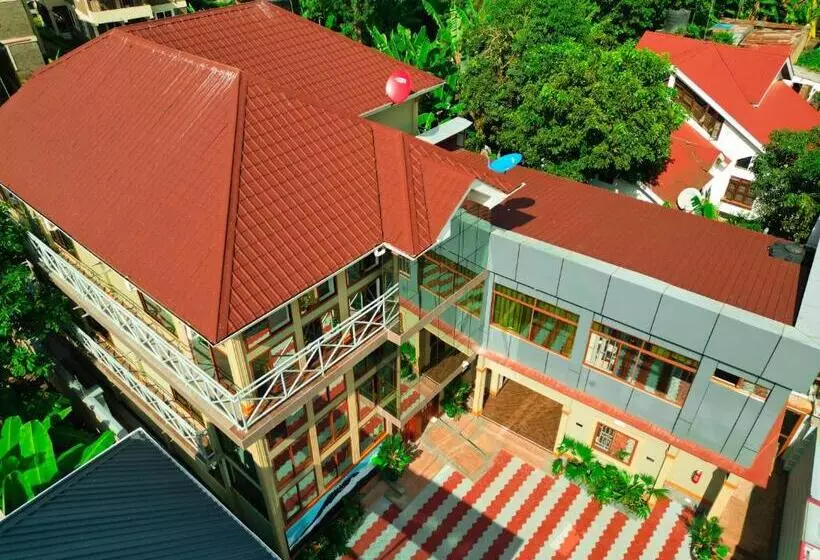 ベッドアンドブレックファースト River House Lodge International