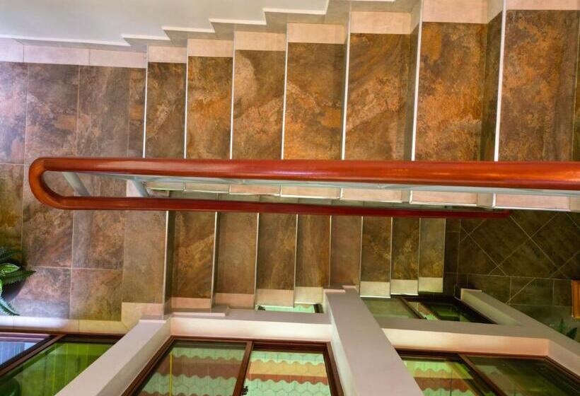 צימר River House Lodge International