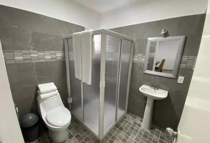 Blue Inn Hotel & Suites