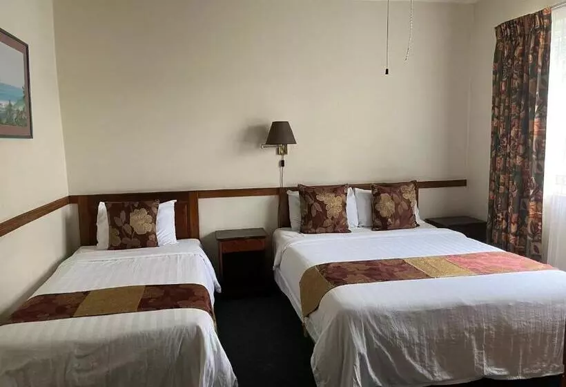 هتل Soluxe El Sesteo