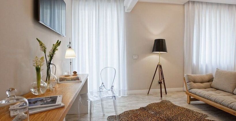 Bed & Breakfast Best Season