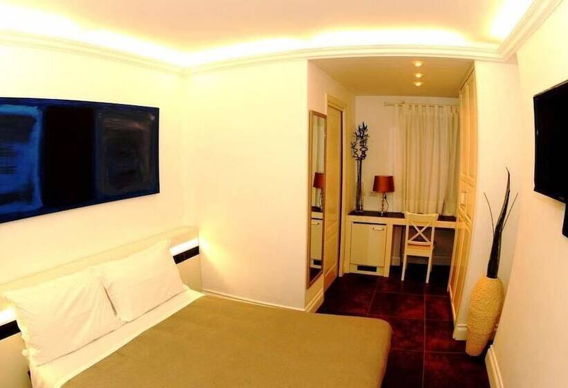 Bed & Breakfast Best Season