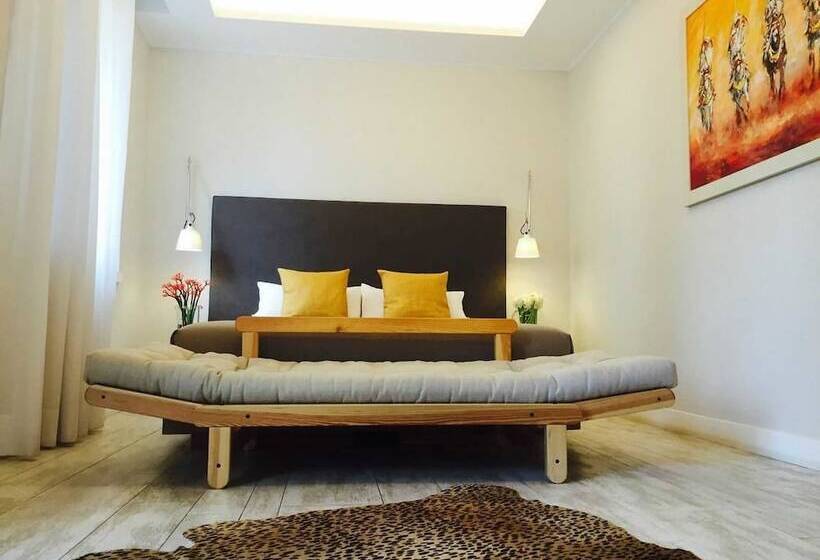 Bed & Breakfast Best Season