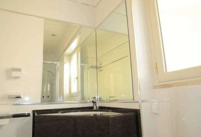 Bed & Breakfast Best Season