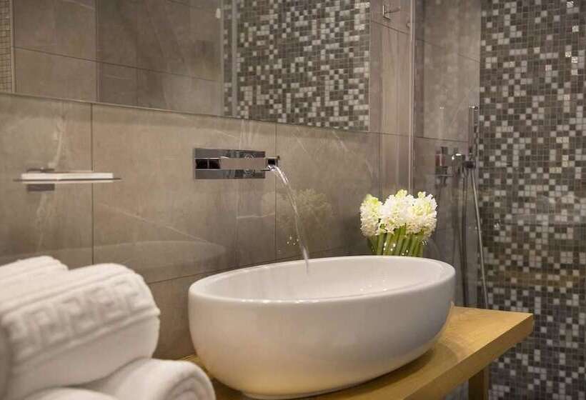 Bed & Breakfast Best Season