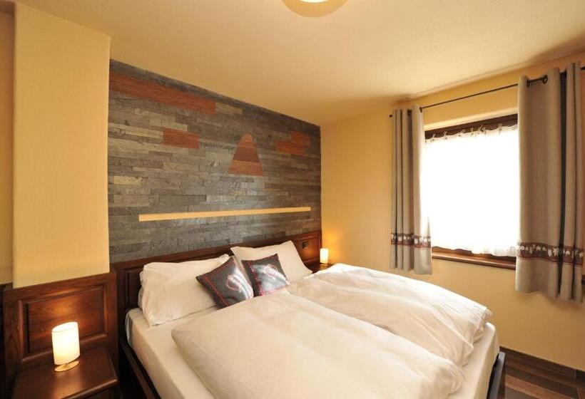 تختخواب و صبحانه Hosquet Lodge